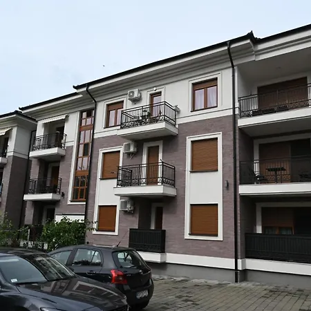 Sneznik Palace Διαμέρισμα Vrnjačka Banja