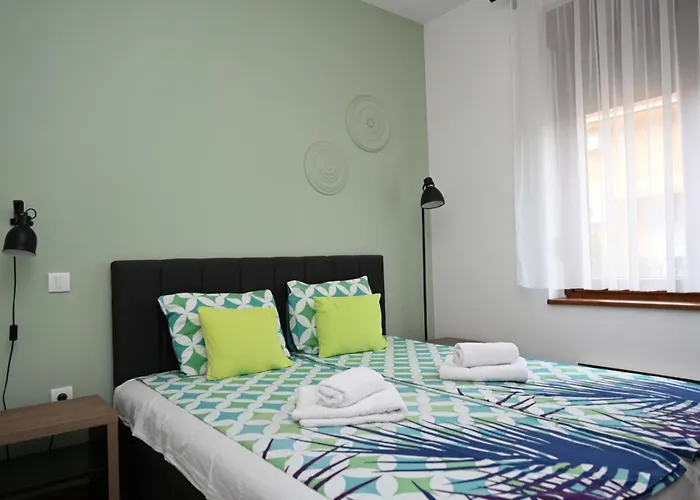 Lägenhet Sneznik Palace